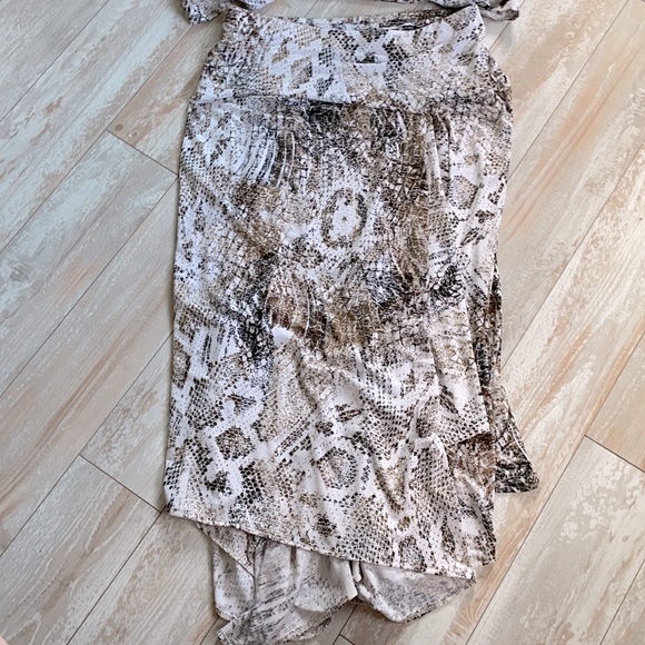 Melanie Lynn Set (Skirt/Top) - Picture 2 of 5